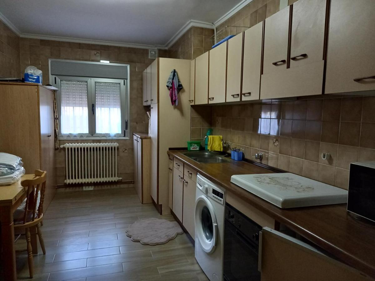 APARTAMENTO Pensión La Vía Láctea Hotel Frómista Exterior foto