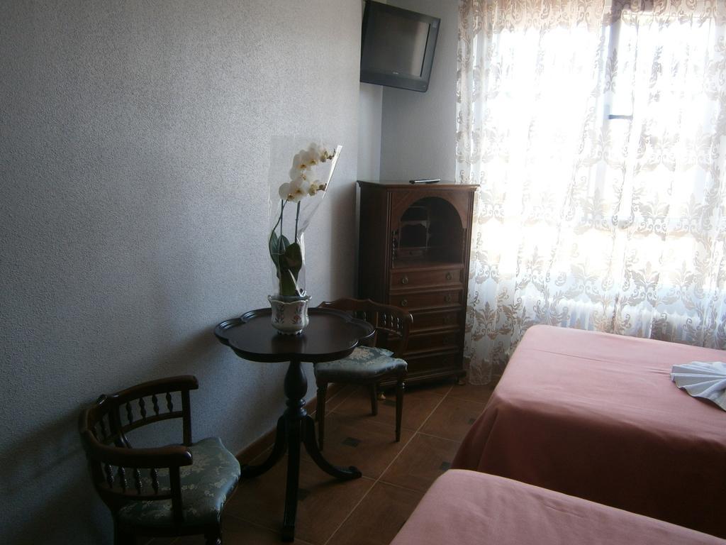 APARTAMENTO Pensión La Vía Láctea Hotel Frómista Quarto foto