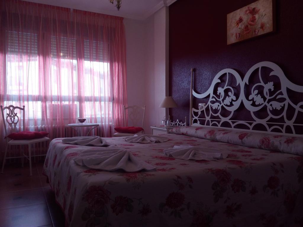 APARTAMENTO Pensión La Vía Láctea Hotel Frómista Exterior foto
